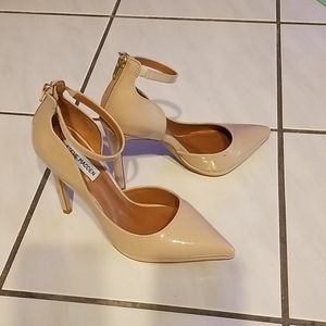 *SALE* Steve Madden Hartly Platform Pumps